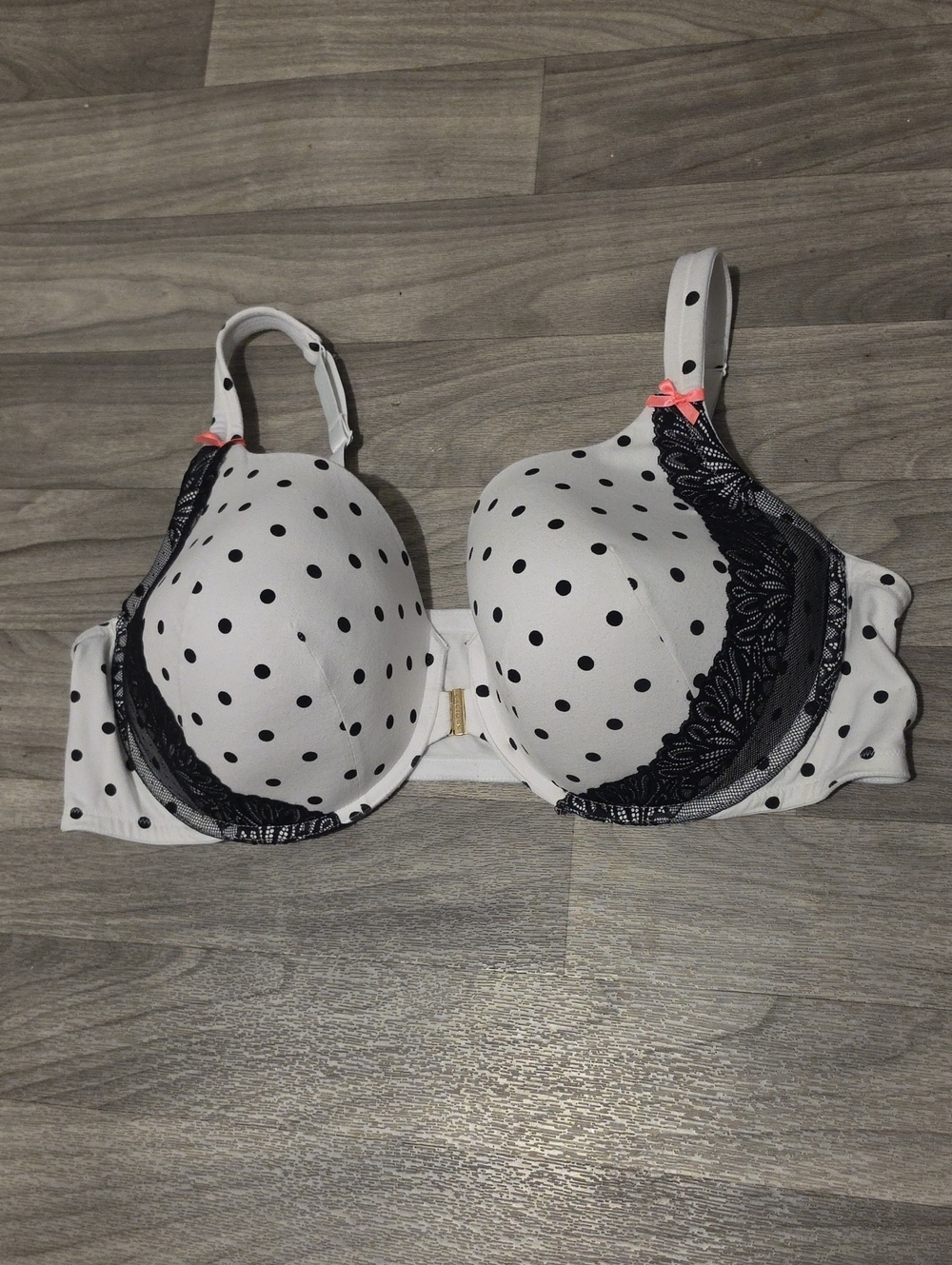 Cacique Size 50DDD Underwire Dot Front-Close Bra with Pink Accents. - Picture 4 of 8